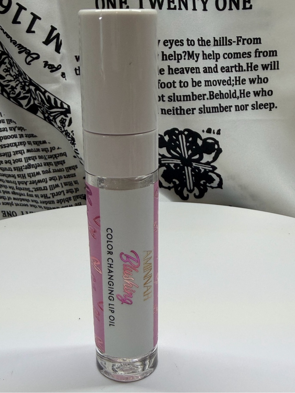 Aminnah Blushing Color-Changing Lip Oil
